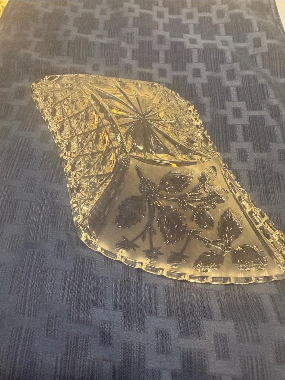 Clear Crystal Cut Serving Bowl - Elegant White-Clear Centerpiece
